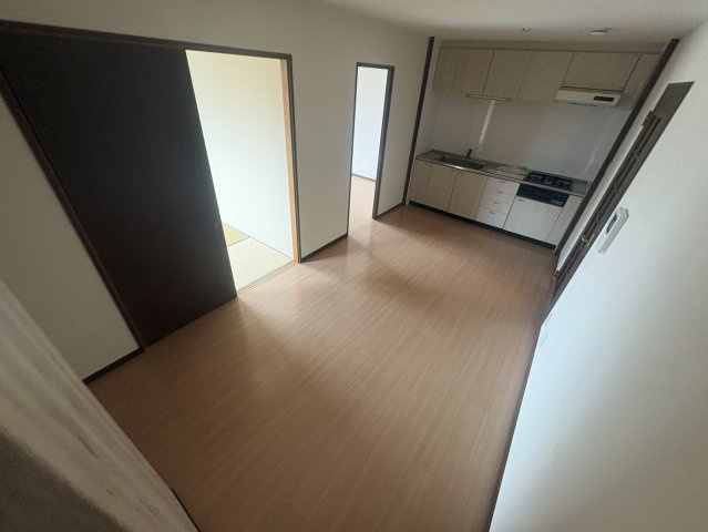 一力グランドマンションの居間・リビング