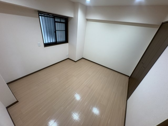 一力グランドマンションの居間・リビング