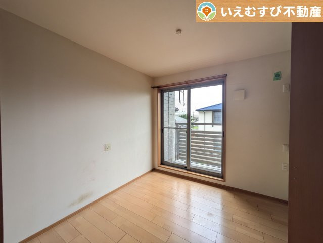 邑楽郡大泉町吉田　中古戸建の洋室