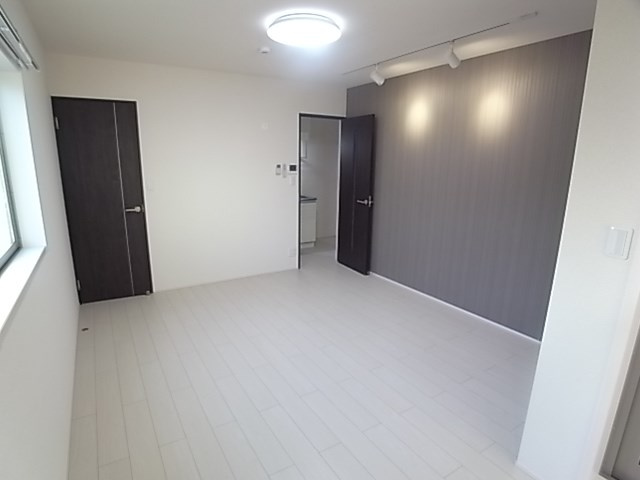 尼崎市塚口本町２丁目のアパートの居間・リビング