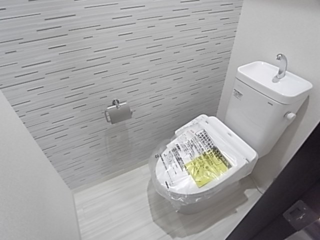 尼崎市塚口本町２丁目のアパートのトイレ