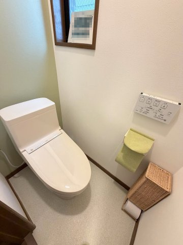 三郷市戸ケ崎3丁目　中古戸建のトイレ|1階のトイレです。