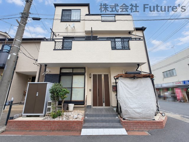 三郷市戸ケ崎3丁目　中古戸建の外観|「三郷中央」駅バス9分『戸ケ崎3丁目南商店街』停歩5分。