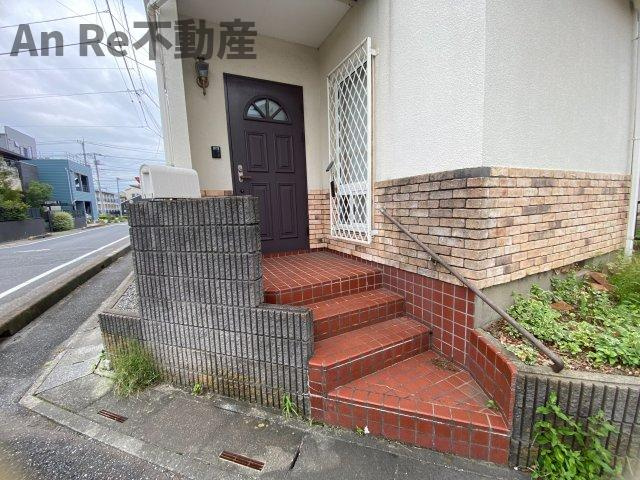 川口市戸塚６丁目の一戸建てのエントランス