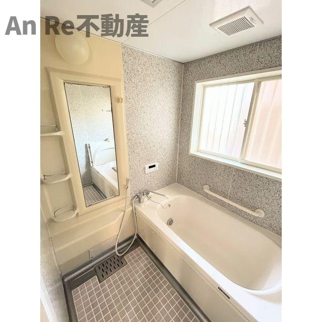 北原邸の浴室