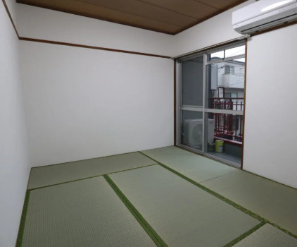 東京都大田区新蒲田　ドルフ新蒲田の和室