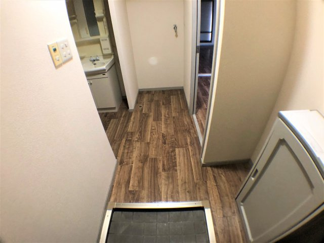 サンライフ・テラモトA棟の玄関