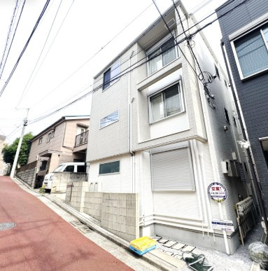 ベルフラッツ東武練馬の外観