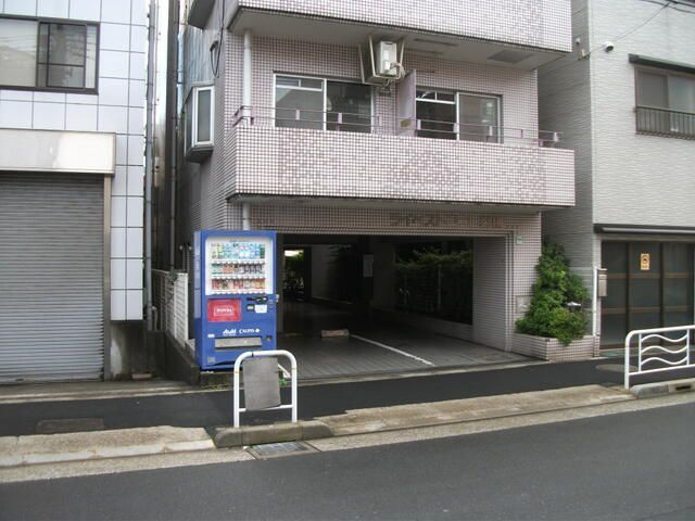ライベストコート東陽のエントランス