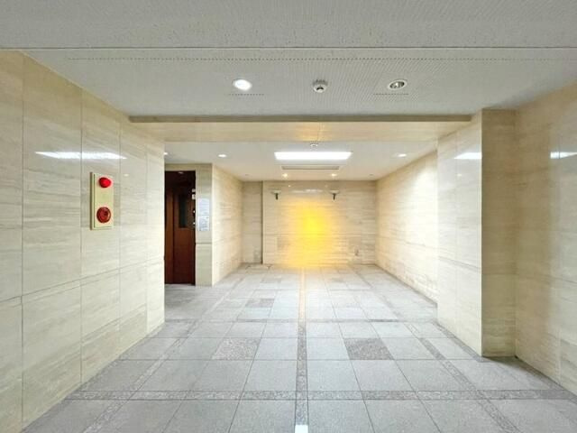 メインステージ南麻布のエントランス