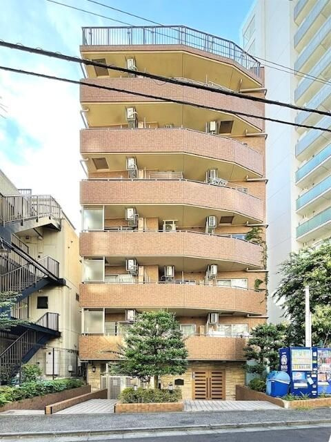 メインステージ南麻布の外観