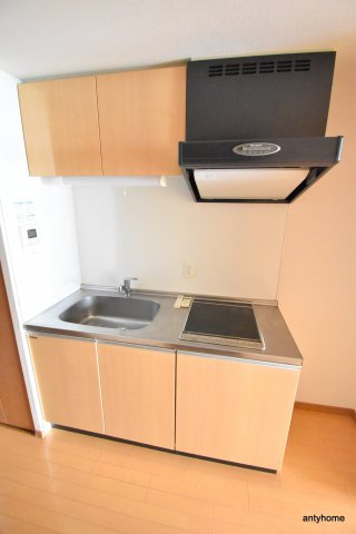ルナコート江坂　仲介手数料無料のキッチン