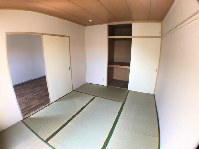 サンライフ・テラモトA棟の和室