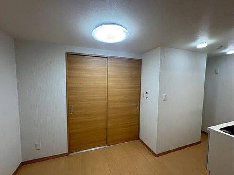 ミヤコウエストの寝室