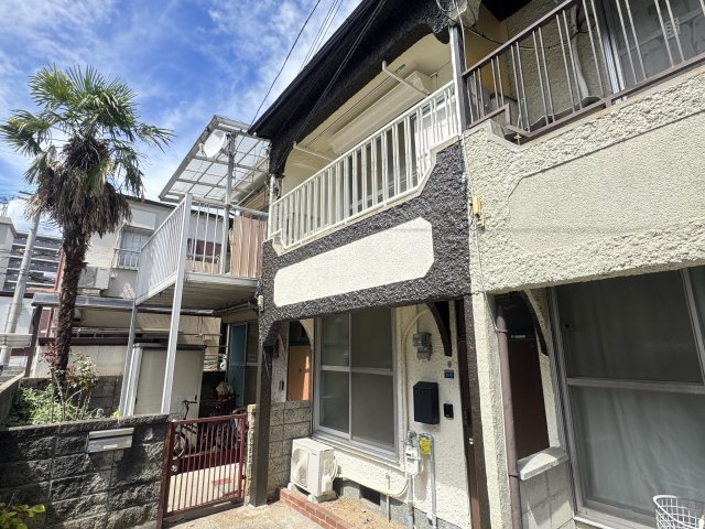 深江本町テラスハウスの外観