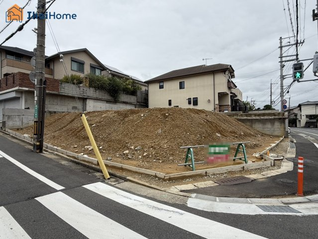 明石市大久保町高丘１丁目　全２区画2号地の前面道路含む現地写真|●資料・カタログのご請求無料●バス停まで徒歩3分、 14分で大久保駅にも到着し通勤や通学に便利な立地