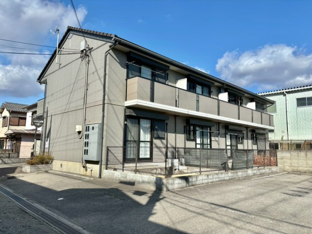グレイスフル土山東の外観