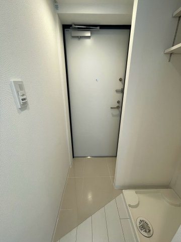 MAXIV梅島DUEの玄関