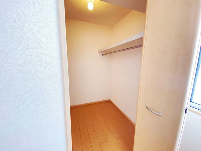 アウグーリオ　Ｂ棟の収納