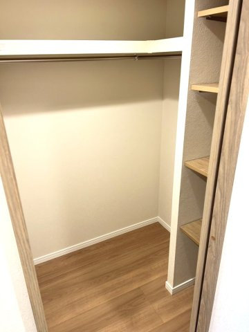 アンビエントジェームス山一番館の収納|ファミリークローゼット