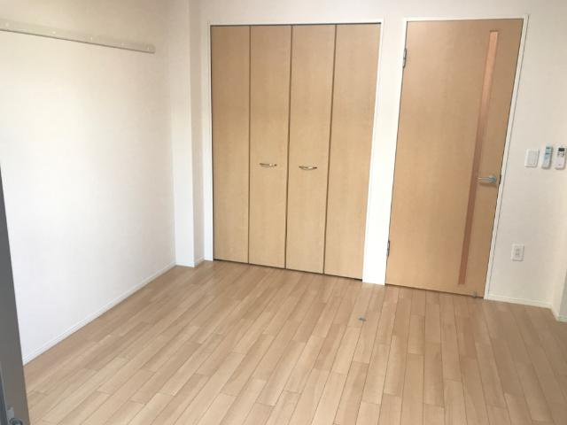 ラーハ前原の内装|室内