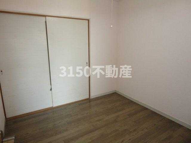 タウンロイヤル渡辺の内装|中洋間