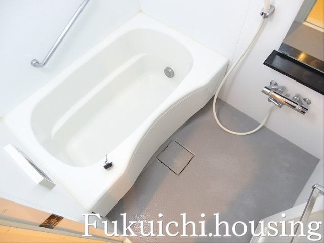 イーリスコート桜上水の浴室