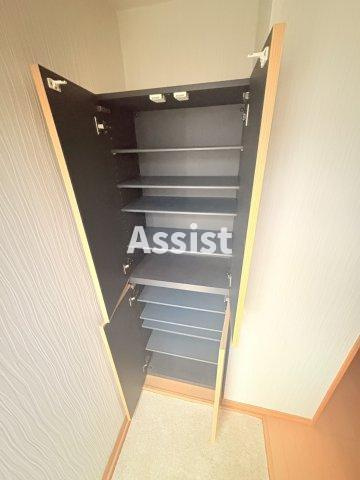 ミヤコウエストの収納