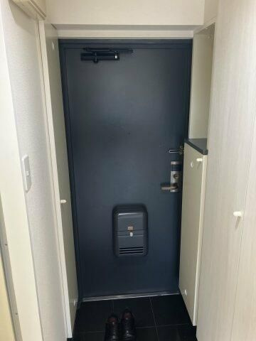 エメラルドコーポの玄関
