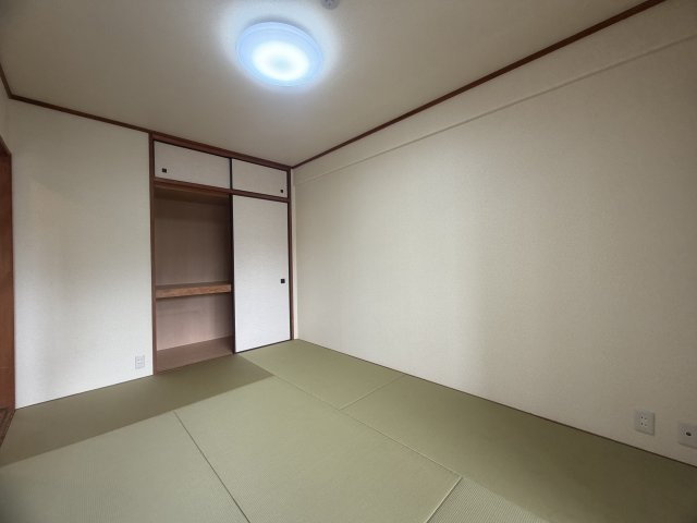 サンシティ朝霧の和室