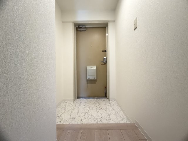サンシティ朝霧の玄関