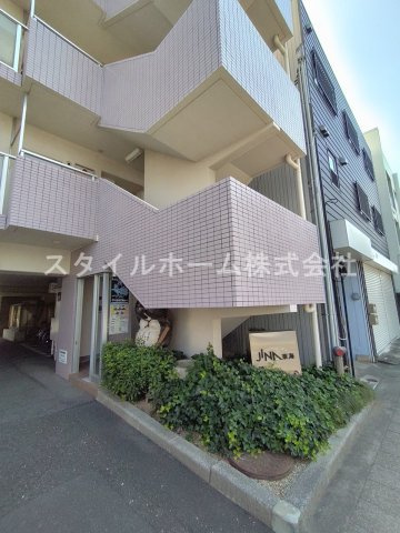 ジナ東海のエントランス