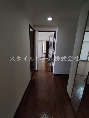 ジナ東海の内装|別部屋写真です。