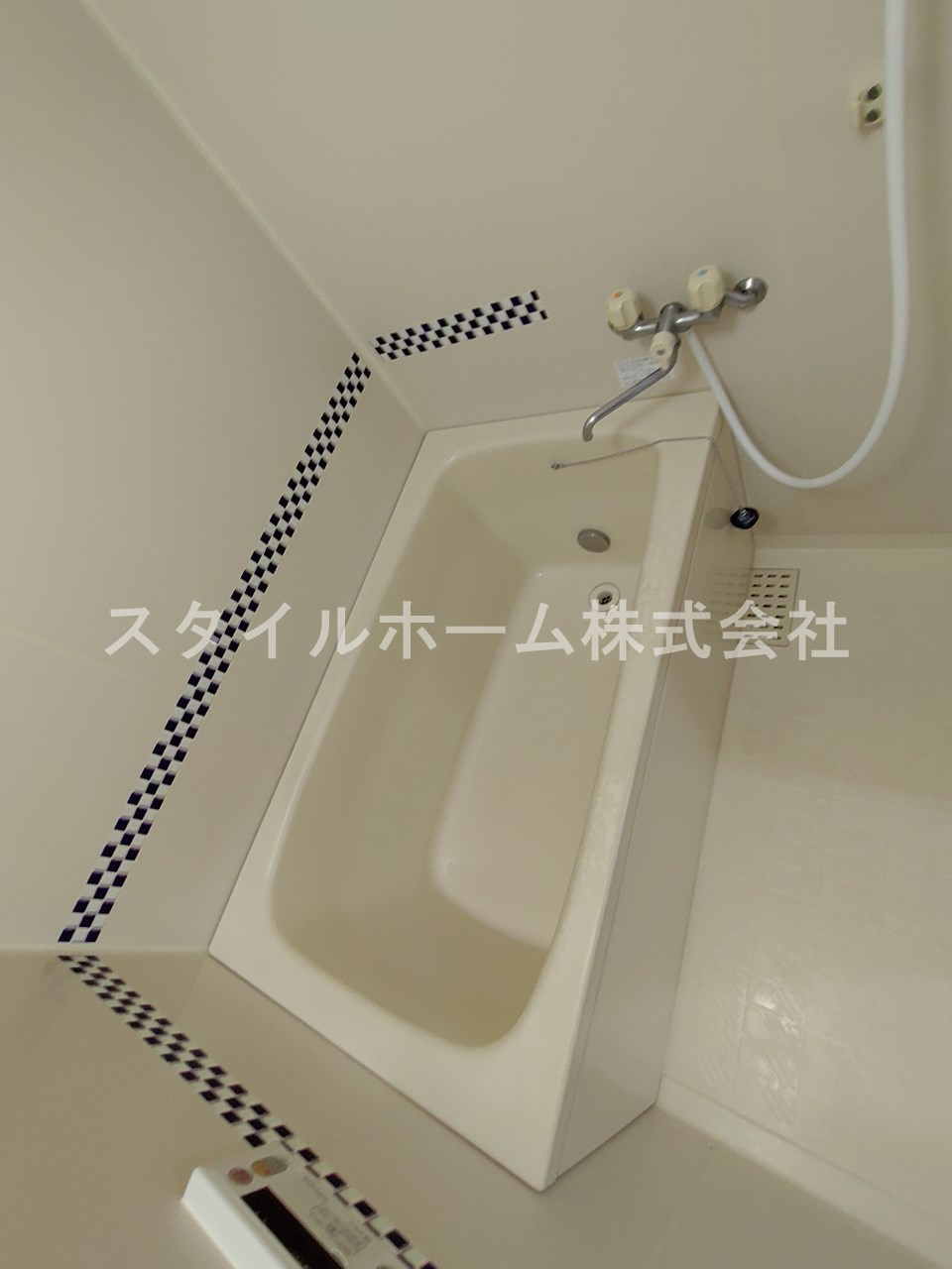 ジナ東海の浴室|別部屋写真です。