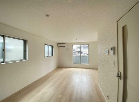 板橋区高島平１丁目の一戸建ての居間・リビング