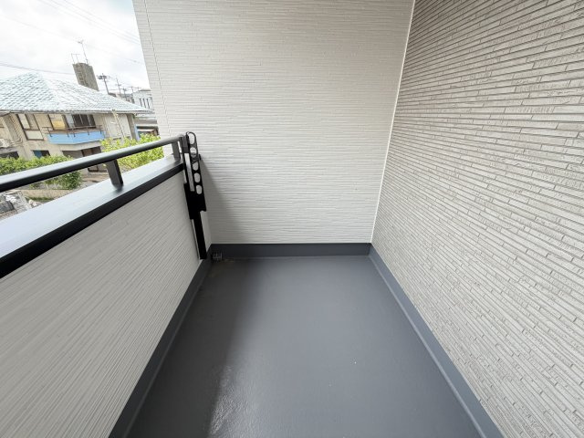 糸満市西崎（全2棟）ラスト1号棟のバルコニー|1号棟　インナーバルコニー♪（2階ホールからも出入り可）