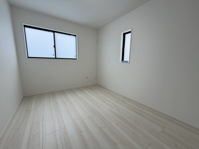 糸満市西崎（全2棟）ラスト1号棟の洋室|1号棟　洋室6.25帖＋CL付き♪