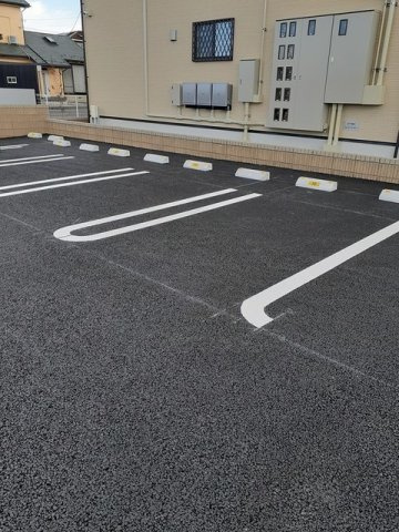 マイスターⅧの駐車場