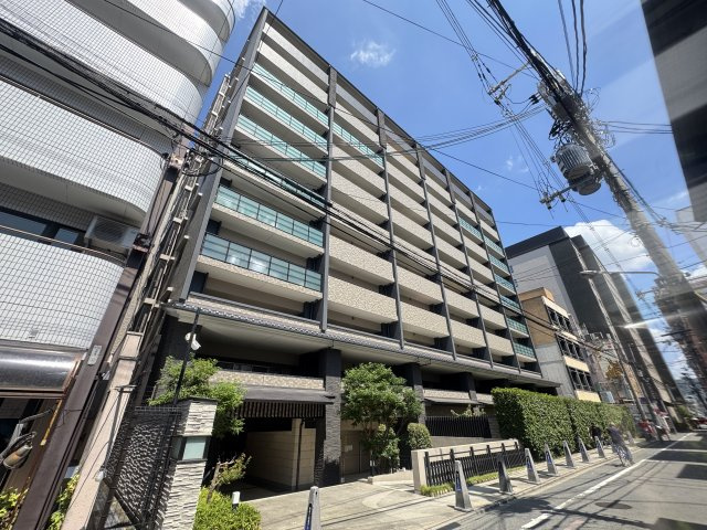 四条烏丸クロスマークの外観