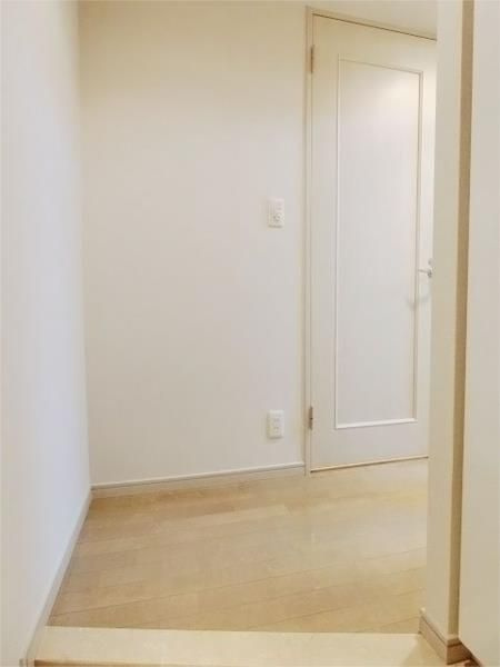 レックス赤坂レジデンスの玄関