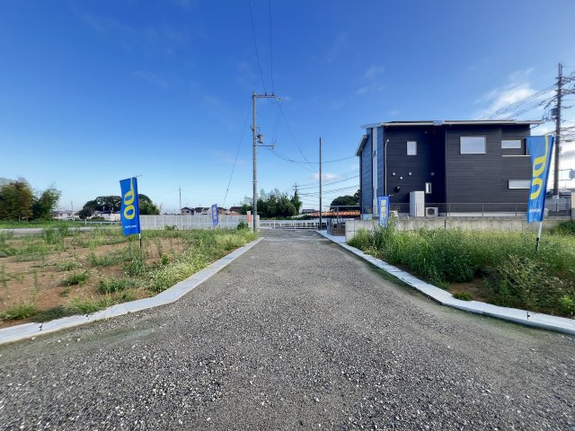 桜井市上之庄　全10区画　建築条件なし土地の前面道路含む現地写真