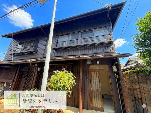 北御所 京の家 東側