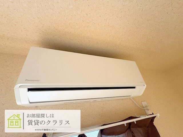 北御所 京の家 東側