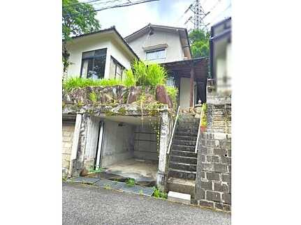 東区馬木3丁目中古戸建の前面道路含む現地写真