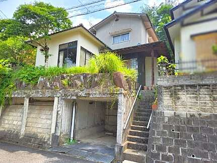 東区馬木3丁目中古戸建の前面道路含む現地写真