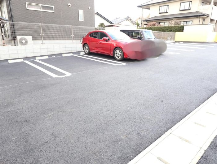 フェリーチェ．Mの駐車場