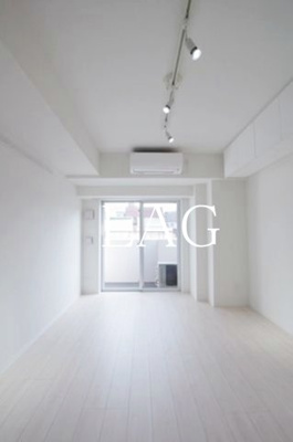 【居間・リビング】 | フュージョナル浅草 | 洋室のお部屋です。