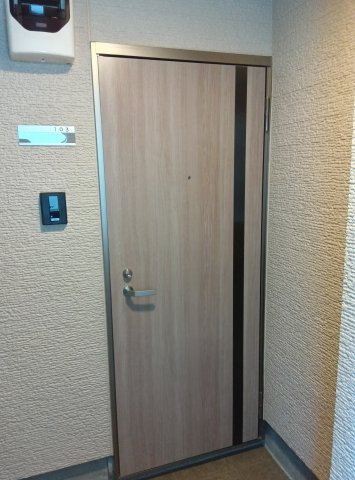 Reberty赤羽Ⅱの玄関