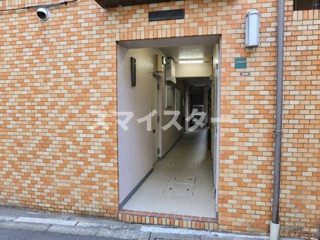 豊島区南大塚１丁目の賃貸マンションのエントランス