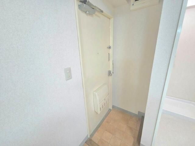 アパルトマン喜美よしの玄関